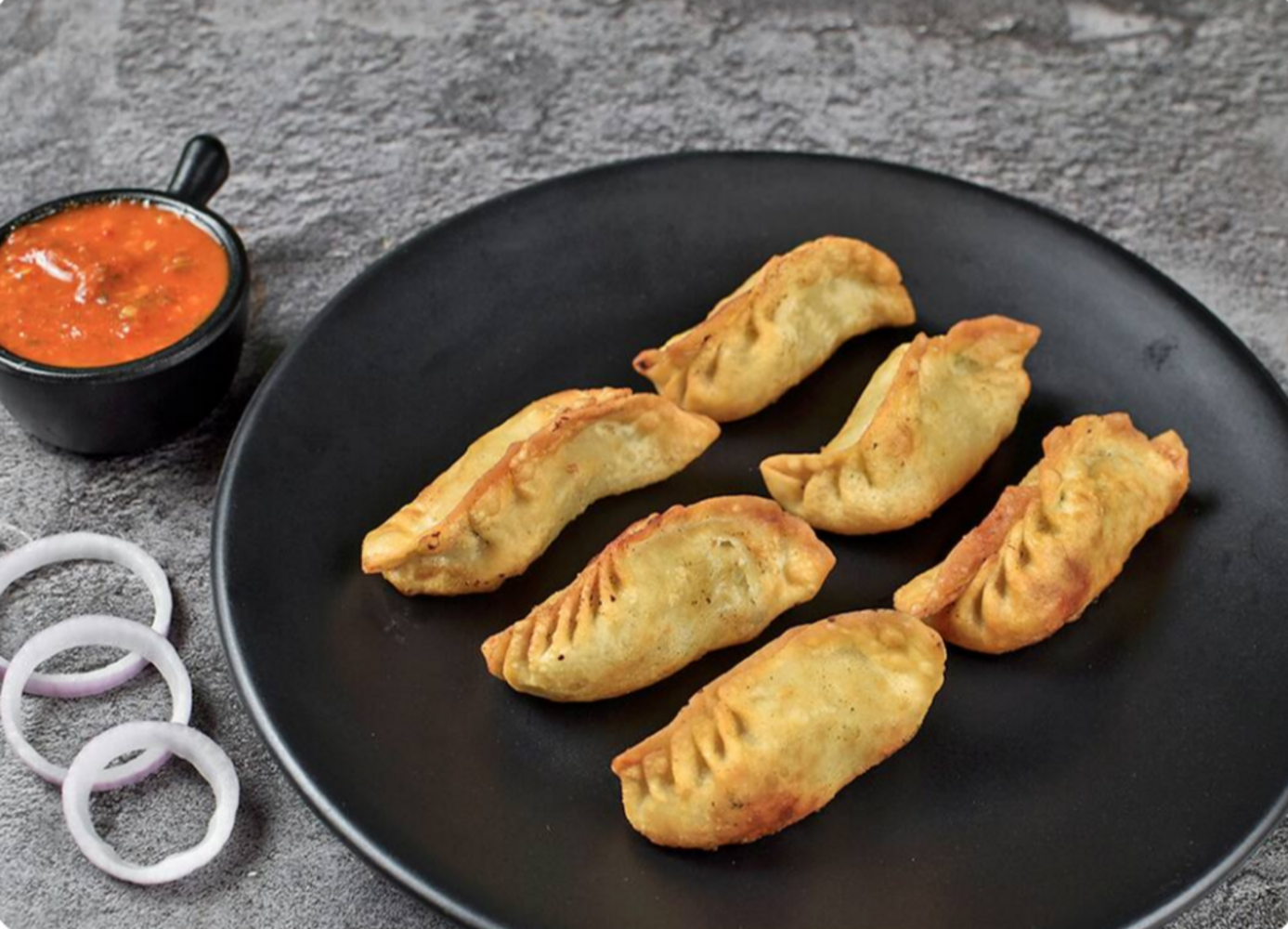 chicken fried Darjeeling Chicken Momo